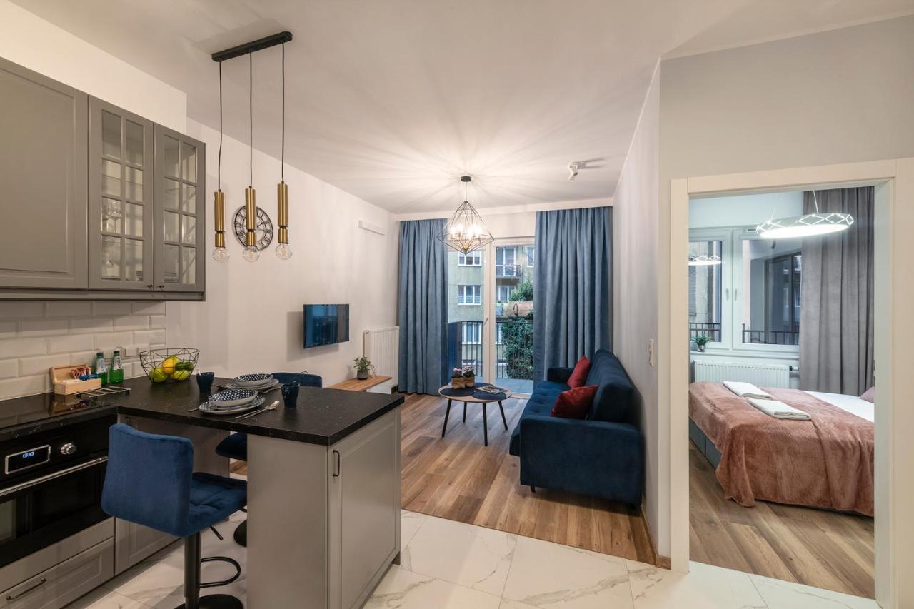 Shortstaypoland Konopacka Апартаменти
